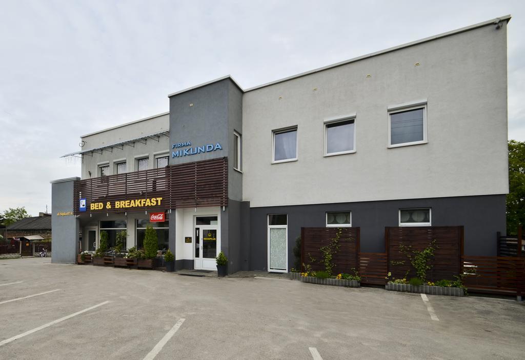 Bed&Breakfast Mikunda Chrzanów Eksteriør billede